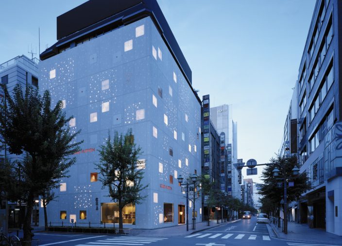 Louis Vuitton Ginza Namiki Tokyo Flagship Store