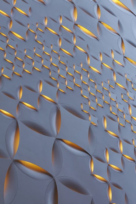 Jun Aoki wraps Louis Vuitton Ginza Namiki store in pearlescent facade